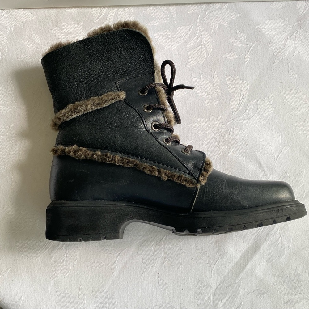 Black Leather and Natural Shearling Lace Up Square Toe Winter Boots 7M College - Picture 12 of 14
